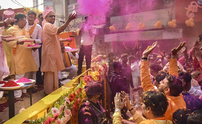 pvquseis yogi adityanath holi