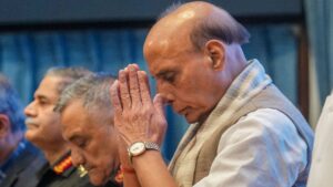 Rajnath Singh Birthday: हर किरदार में अव्वल नेता रहे राजनाथ सिंह, पढ़े कैसे निभाई राजनीति में बहुआयामी भूमिका 4 राजनाथ सिंह