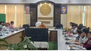 Hapur News: सीएम डैशबोर्ड पोर्टल पर खराब रैंक प्राप्त करने वाले विभागों को दिए गए विशेष निर्देश 2 hapur news