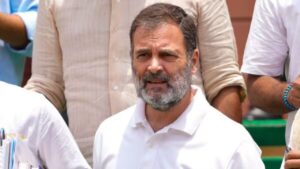 झूठे और आधारहीन आरोप लगाने से बचें...', Rahul Gandhi की टिप्पणियों पर चुनाव आयोग का पलटवार 2 Rahul Gandhi