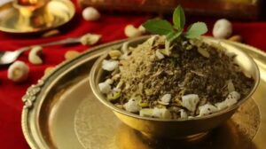 Janmashtami Bhog Ideas: जनमाष्टमी में क्या भोग लगायें? 56 भोग नहीं इन 8 चीजों से भी खुश होंगे लड्डू गोपाल 3 धनिया की पंजीरी