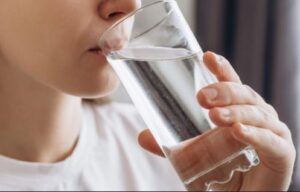 Working Hours Tips: ऑफिस हो या घर, ऐसे रखें सेहत का ध्यान 4 Working Hours Tips