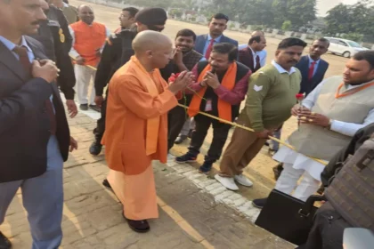 30 11 2022 yogi reached meerut 23237087 152313774