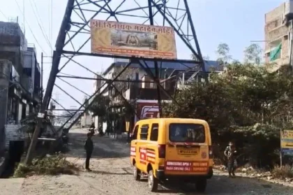 Eiffel Tower Road Controversy