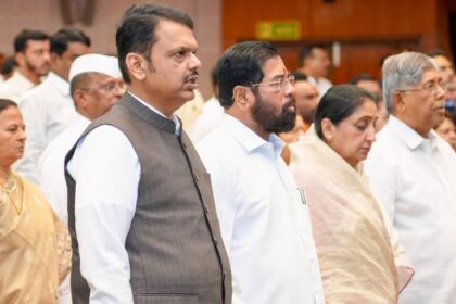 Devendra Fadnavis Emotional Tribute