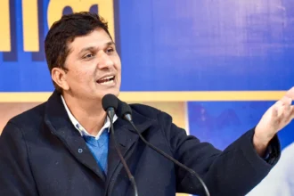 Arvind Kejriwal Phansi Ghar Row