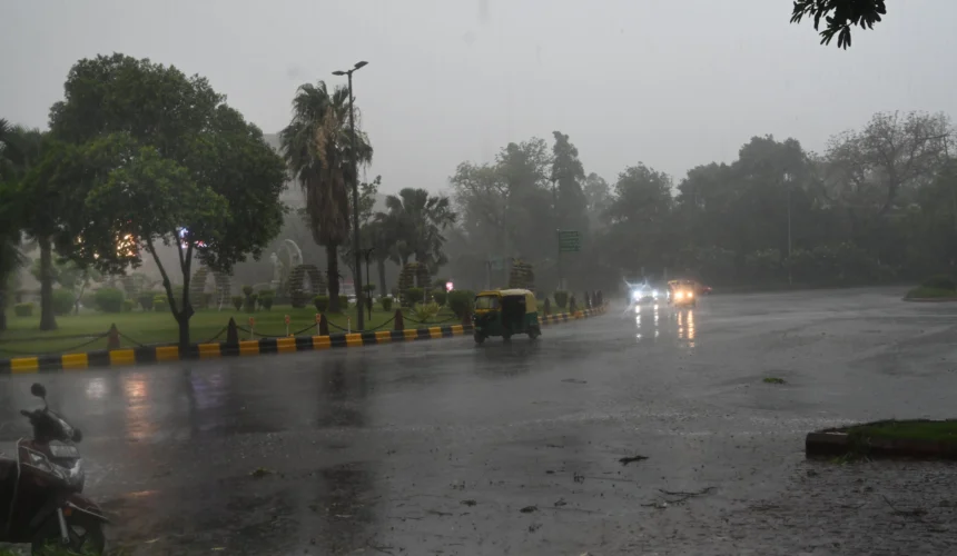 Delhi Weather Yellow Alert