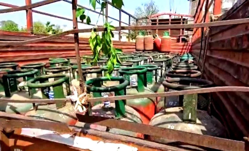 Illegal Gas Agency Kotputli