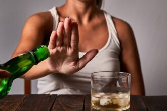 alcohol quitting and health problems