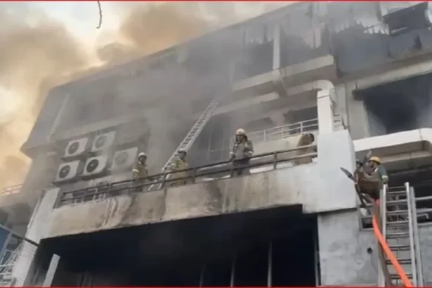 Noida Sector-4 Fire