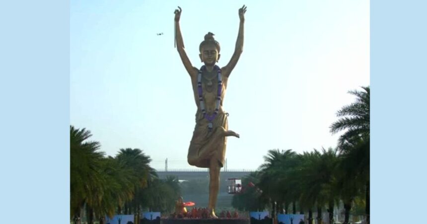 Nilkanth Varni Statue Akshardham
