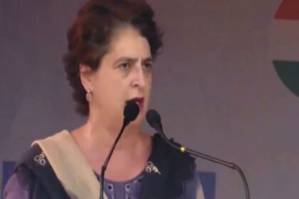 Priyanka Gandhi on LPG Prices