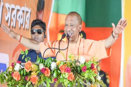 UP Police Recruitment News: CM Yogi announces a major recruitment drive for 100,000 police officers, a golden opportunity for young people.