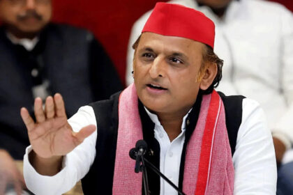 Akhilesh Yadav News: Akhilesh Yadav's big announcement, promises 300 units of free electricity and Rs 40,000 pension to women