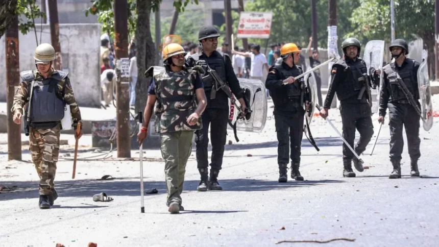 Noida News: Noida is back on track after three days! Factories reopen, workers return to work, police alert