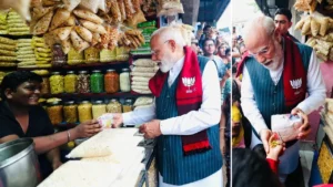 PM Modi Jhalmuri Video Viral