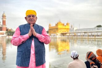 Punjab Governor Golden Temple Visit