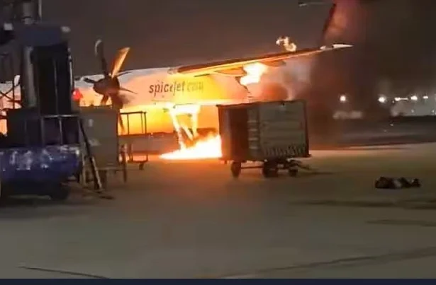 Delhi airport plane fire