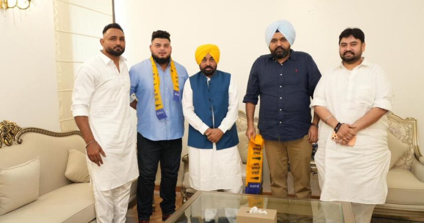 Wrestler Pritpal Singh Joins AAP