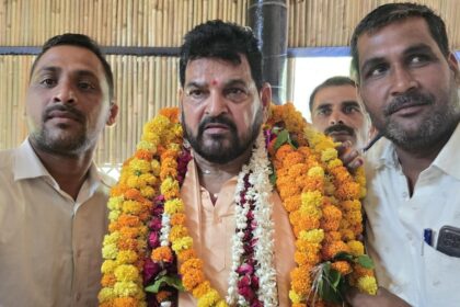UP Politics News: Is Brijbhushan about to leave the BJP? His son's statement caused a stir.