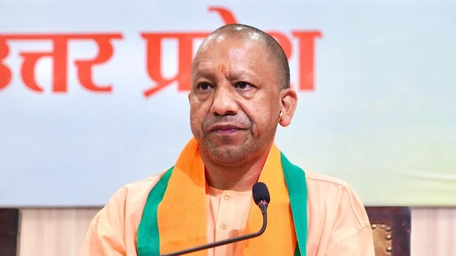 UP Politics News: Yogi government's new plan, 10 new faces may be included in the cabinet!