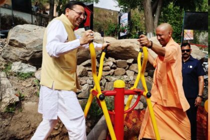 CM Yogi Village Visit: Yogi-Dhami's fitness style, a unique sight seen in the village