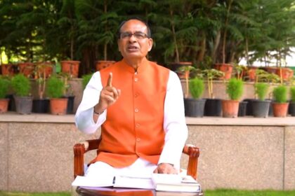 Shivraj book on Modi