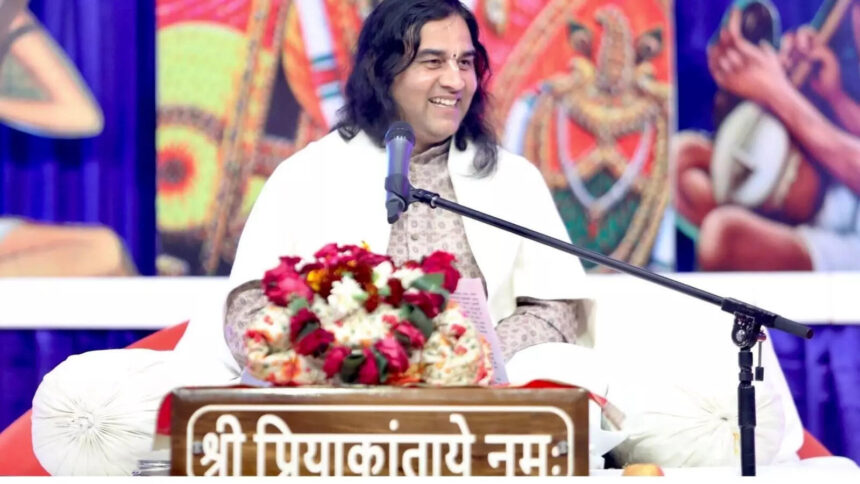 Multai Bhagwat Katha: Devkinandan Thakur's discourse transforms the atmosphere; massive crowds throng Multai.