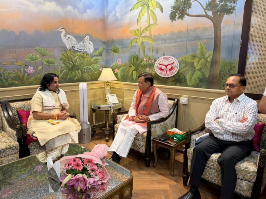 Devkinandan Thakur Vrindavan Program 2026: Preparations underway to create 2.1 million Shivlings! Devkinandan Thakur held a crucial meeting with Mahana.