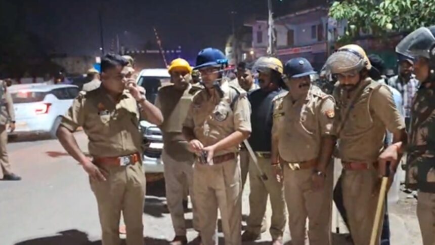 Ghazipur Crime News: Chaos erupts after the death of a criminal carrying a reward of Rs 1 lakh, with conditions like a cantonment in the village.