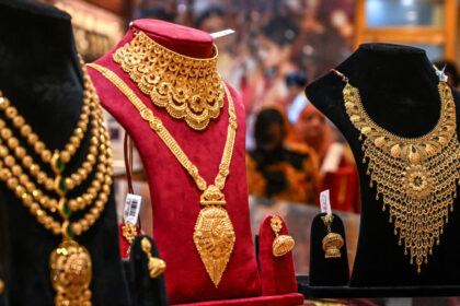 UP Gold Price Today: Gold prices rise at the start of the new week; silver also sees a surge—check the latest rates in your city.
