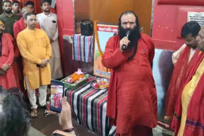 Priests and devotees at Mansa Devi Temple Haridwar as the temple administration introduces a new rule for blessings and enhances security arrangements.