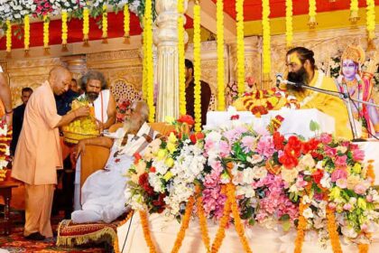 Nritya Gopal Das Maharaj birthday celebration: Grand celebration in the city of Ram; Nritya Gopal Das Ji Maharaj's birth anniversary makes history.