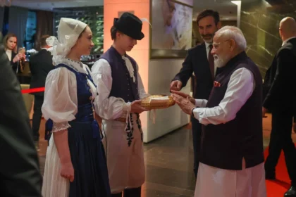 PM Modi Slovakia Visit: PM Modi receiving traditional bread and salt welcome during PM Modi Slovakia Visit in Bratislava
