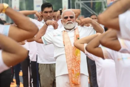 PM Modi Yoga Day Kolkata: PM Modi performing yoga with thousands of participants at Red Road Kolkata during International Yoga Day 2026