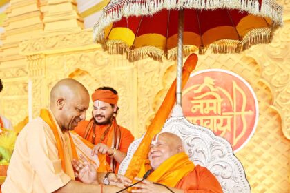 Lucknow Ram Katha: Lucknow resonates with Swami Rambhadracharya's discourse; 9-day festival concludes.
