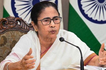 West Bengal Politics: Is everything alright within the TMC, or is something big about to happen? Discussion intensifies in Bengal