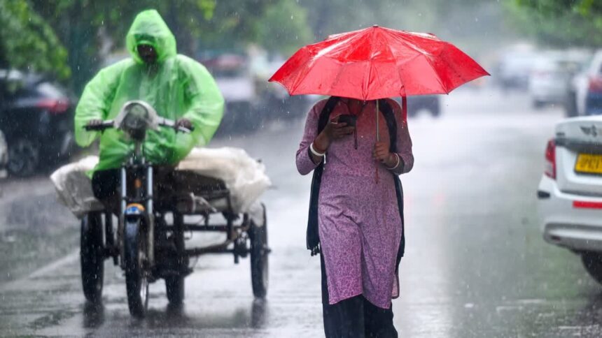 Cloudy skies and rainfall over the hilly districts of Uttarakhand as the weather department issues a six-day rain alert.