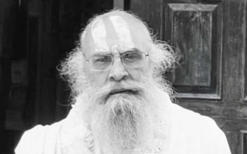 Punjabi Baba Ayodhya: Sant Kripalu Ramdas Ji Maharaj passes away; the saint community, including Deputy Chief Ministers, pays heartfelt tributes.