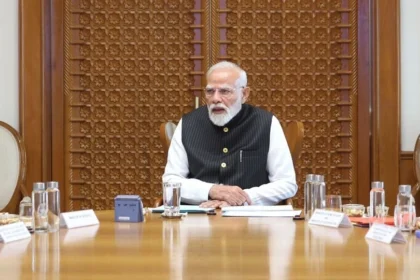 PM Modi 4-Hour Marathon Meeting: Prime Minister Narendra Modi chairs a 4-hour marathon meeting with Union Secretaries to discuss Viksit Bharat 2047 and governance reforms.