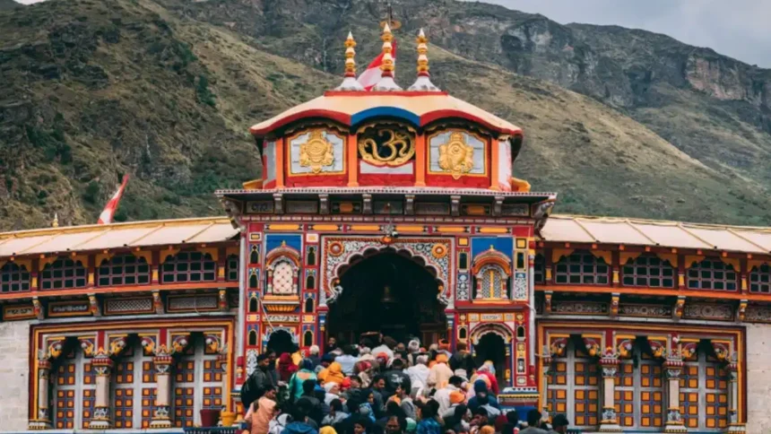 Badrinath Donation Counting: Officials inspecting donation boxes at Badrinath Temple amid the Badrinath Donation Counting Controversy investigation.