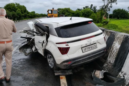 atiq ahmed son aban road accident
