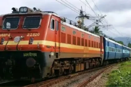 बहराइच नई ट्रेन सेवा नेपालगंज से वाराणसी हरी झंडी समारोह