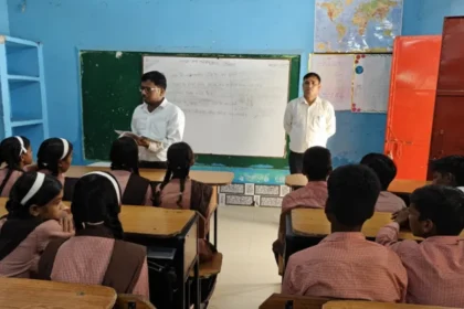 बेसिक शिक्षा अधिकारी निरीक्षण बदायूं वजीरगंज विद्यालय