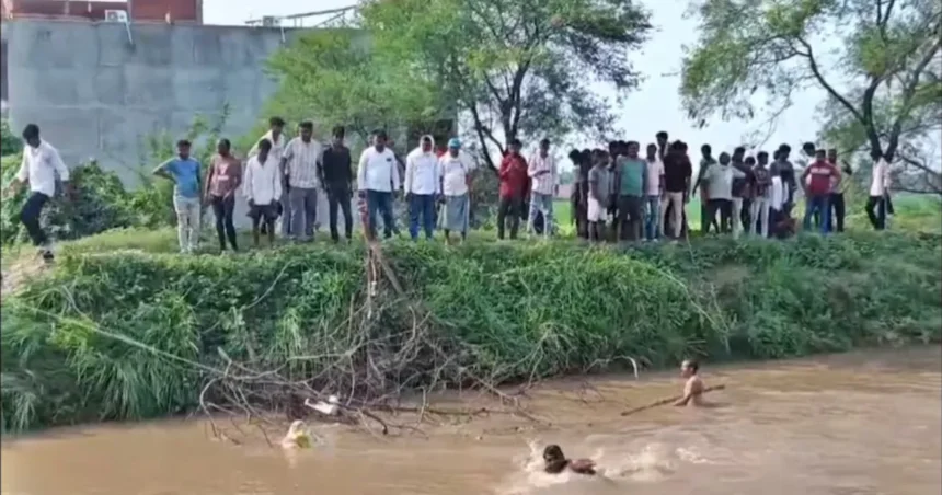 चंदौली हादसे में नहर से निकाले गए भाई-बहन