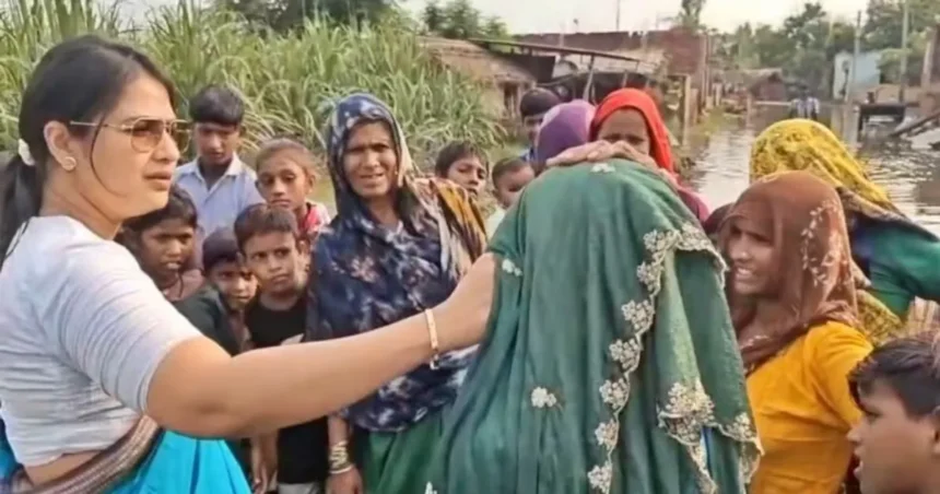 IAS कविता मीणा हापुड़ डीएम दवा बुजुर्ग महिला