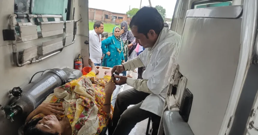 मेरठ शिक्षिका 108 एंबुलेंस - घायल अवस्था में अस्पताल रवाना