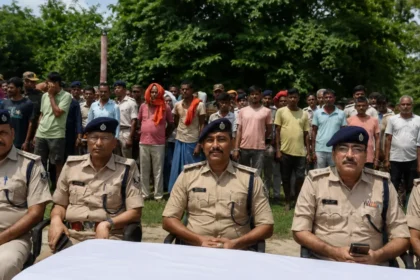 मुजफ्फरपुर पुलिस की विशेष कार्रवाई में गिरफ्तार अभियुक्तों की तस्वीर